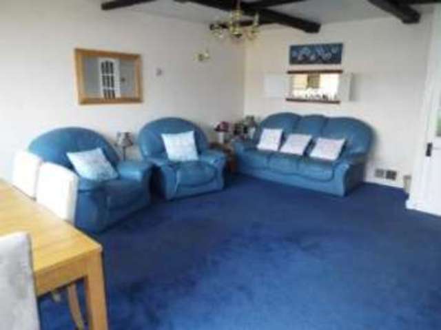  Image of 3 bedroom End of Terrace for sale in Woodbridge Close Luton LU4 at Luton Bedfordshire Leagrave, LU4 9DB