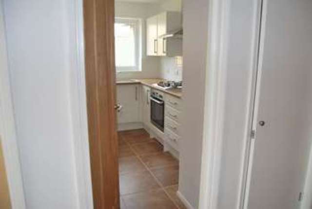  Image of 1 bedroom Flat to rent in Galsworthy Road Norbiton Kingston upon Thames KT2 at Galsworthy Road  Kingston Upon Thames, KT2 7BL