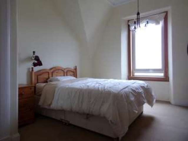  Image of 4 bedroom Flat for sale in Victoria Road Hunters Quay Dunoon PA23 at Iona Upper Villa Victoria Road, Dunoon, PA23 8JY