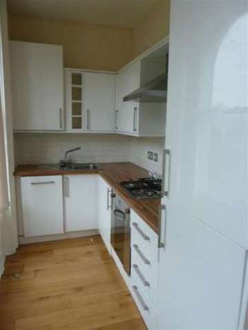  Image of 2 bedroom Flat to rent in The Grove Sunderland SR2 at The Grove Ashbrooke Sunderland, SR2 7HF
