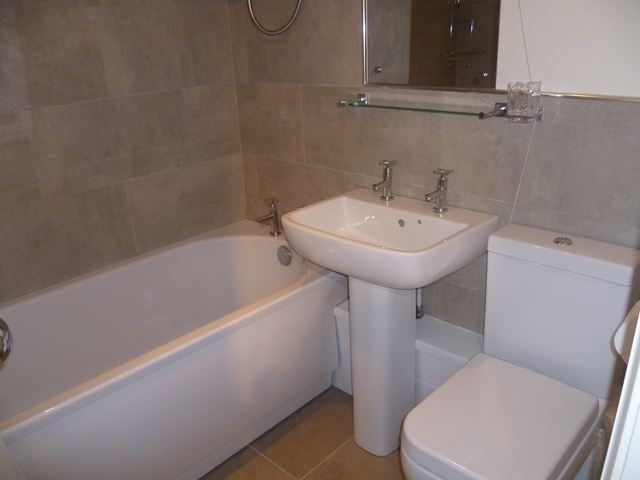  Image of 1 bedroom Flat to rent in Woodlands Road Lytham St. Annes FY8 at Woodlands Road  Ansdell, FY8 4EA