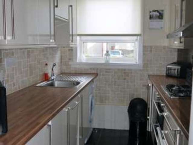  Image of 2 bedroom Ground Flat for sale in Parkview Avenue Kirkintilloch Glasgow G66 at Parkview Avenue  Kirkintilloch, G66 3DB