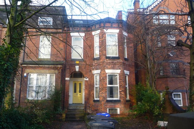  Image of 1 bedroom Flat to rent in Wilmslow Road Didsbury Manchester M20 at Fallowfield Manchester Withington, M20 3NA