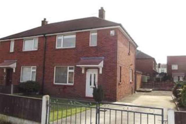  Image of 2 bedroom Semi-Detached house to rent in Kipling Avenue Wigan WN3 at Wigan, WN3 5JD