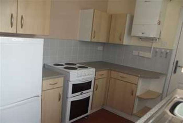  Image of 2 bedroom Semi-Detached house to rent in Kipling Avenue Wigan WN3 at Wigan, WN3 5JD
