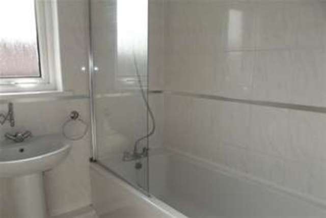  Image of 2 bedroom Semi-Detached house to rent in Kipling Avenue Wigan WN3 at Wigan, WN3 5JD