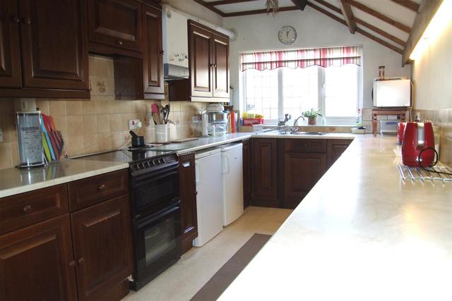  Image of 3 bedroom Terraced house for sale in Allen Road Finedon Wellingborough NN9 at Finedon Northamptonshire Finedon, NN9 5EN