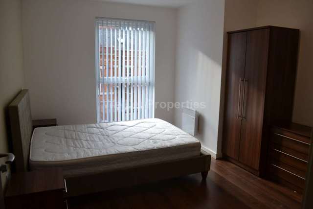  Image of 2 bedroom Apartment to rent in Sillavan Way Salford M3 at Sillavan Way  Salford, M3 6GA