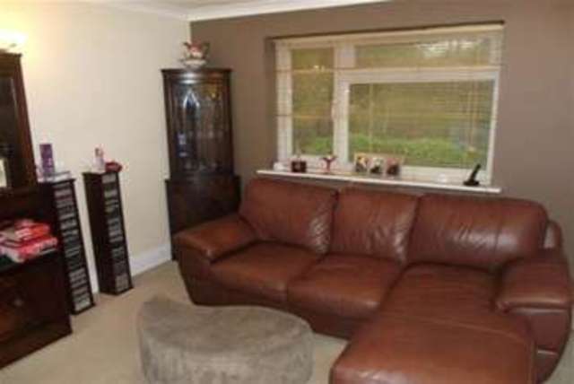  Image of 2 bedroom Maisonette to rent in Amberley Court Sidcup DA14 at Sidcup, DA14 6JT