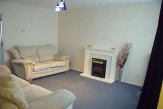  Image of 2 bedroom Terraced house to rent in Amity Close Smethwick B66 at Smethwick, B66 3AB