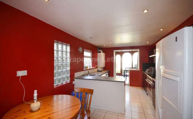  Image of 4 bedroom Detached house to rent in Appach Road London SW2 at Appach Road Brixton London, SW2 2LE