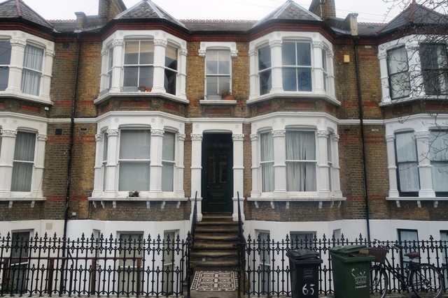 Image of 1 bedroom Flat to rent in Arbuthnot Road London SE14 at Arbuthnot Road New Cross Gate London, SE14 5NP