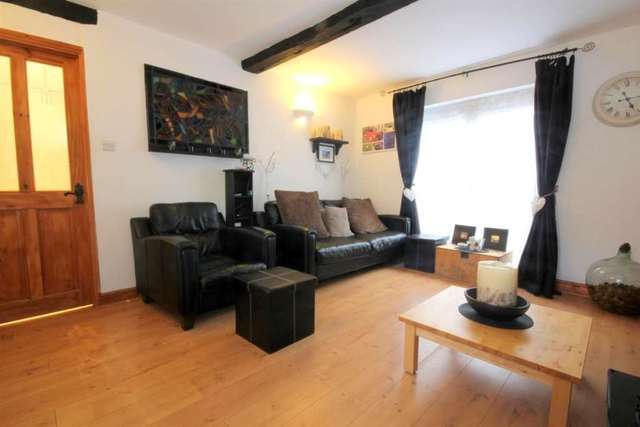  Image of 2 bedroom Mews for sale in Armstrong Place Hemel Hempstead HP1 at Armstrong Place  Hemel Hempstead, HP1 3AN