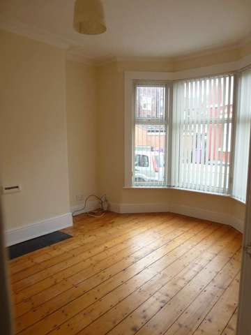  Image of 3 bedroom Terraced house to rent in Ashbourne Road Aigburth Liverpool L17 at Ashbourne Road Aigburth Liverpool, L17 9QQ