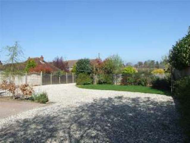  Image of 3 bedroom Detached house to rent in Ashley Road Reading RG1 at Reading Berkshire Reading, RG1 6HT