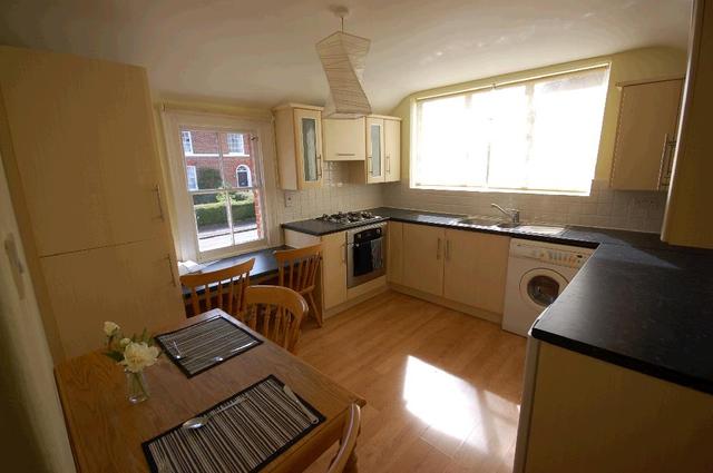  Image of 2 bedroom Property to rent in Baker Street Reading RG1 at Baker Street Reading Reading, RG1 7XY