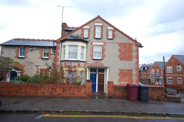  Image of 2 bedroom Property to rent in Baker Street Reading RG1 at Baker Street Reading Reading, RG1 7XY