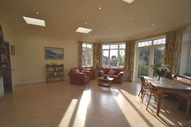  Image of 4 bedroom Detached house to rent in Barnett Wood Lane Ashtead KT21 at Barnett Wood Lane  Ashtead, KT21 2LP