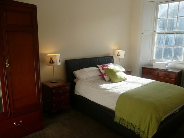  Image of 4 bedroom Flat to rent in Barony Street Edinburgh EH3 at New Town Edinburgh Edinburgh, EH3 6PD