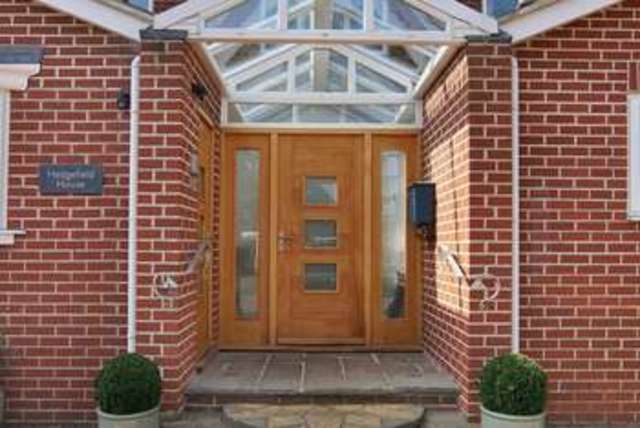  Image of 4 bedroom Detached house for sale in Low Road Barrowby Grantham NG32 at Low Road Barrowby Grantham, NG32 1DJ
