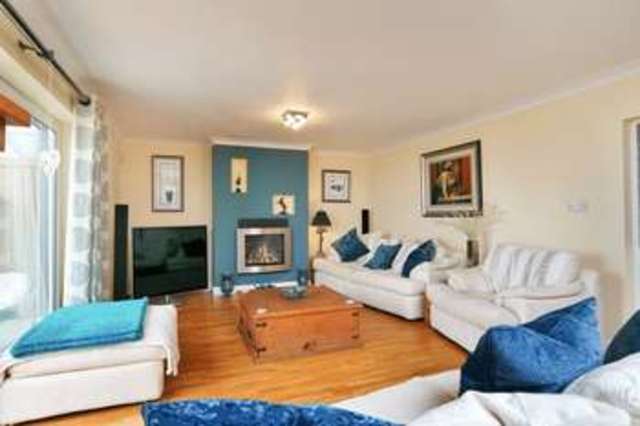  Image of 4 bedroom Detached house for sale in Low Road Barrowby Grantham NG32 at Low Road Barrowby Grantham, NG32 1DJ