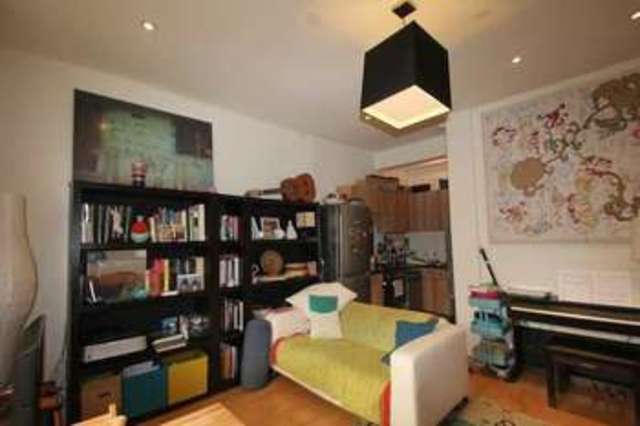  Image of 2 bedroom Flat to rent in Bartholomew Road London NW5 at North London London North London, NW5 2AH