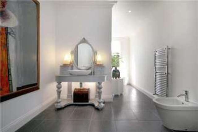  Image of 5 bedroom Detached house for sale in Bayliss Road Wargrave Reading RG10 at Wargrave Reading Wargrave, RG10 8DR