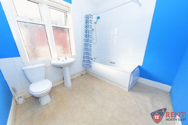  Image of 3 bedroom Detached house to rent in Benwell Lane Benwell Newcastle upon Tyne NE15 at Benwell Lane Benwell Rudchester, NE15 6RT