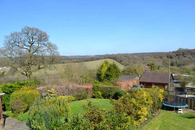  Image of 4 bedroom Detached house to rent in Haw Lane Bledlow Ridge High Wycombe HP14 at Haw Lane Bledlow Ridge High Wycombe, HP14 4JH