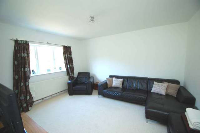  Image of 4 bedroom Detached house to rent in Haw Lane Bledlow Ridge High Wycombe HP14 at Haw Lane Bledlow Ridge High Wycombe, HP14 4JH