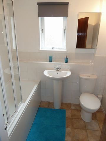  Image of 2 bedroom Flat to rent in Boat Green Edinburgh EH3 at Canonmills Edinburgh Edinburgh, EH3 5LL