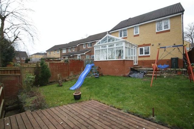  Image of 3 bedroom Detached house for sale in Booker Place High Wycombe HP12 at Booker Place  High Wycombe, HP12 4QX