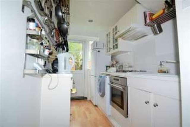  Image of 3 bedroom Terraced house to rent in Bordesley Road Morden SM4 at Morden Hall Park, SM4 5LW
