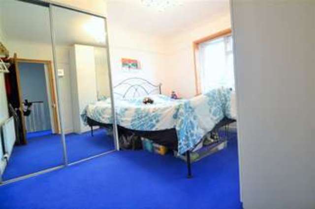  Image of 3 bedroom Terraced house to rent in Bordesley Road Morden SM4 at Morden Hall Park, SM4 5LW