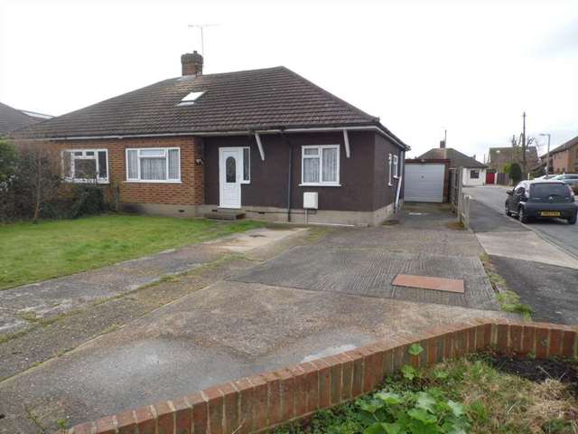  Image of 4 bedroom Semi-Detached house for sale in Bradley Close Benfleet SS7 at Bradley Close Thundersley Benfleet, SS7 3AH