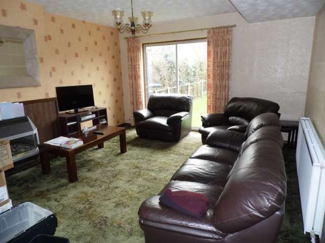  Image of 4 bedroom Semi-Detached house for sale in Bradley Close Benfleet SS7 at Bradley Close Thundersley Benfleet, SS7 3AH
