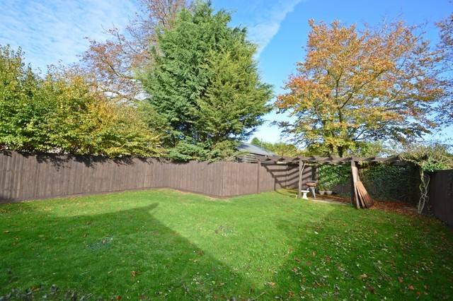  Image of 4 bedroom Cottage for sale in Bressingham Road Roydon Diss IP22 at Bressingham Road Bressingham Diss, IP22 5XW
