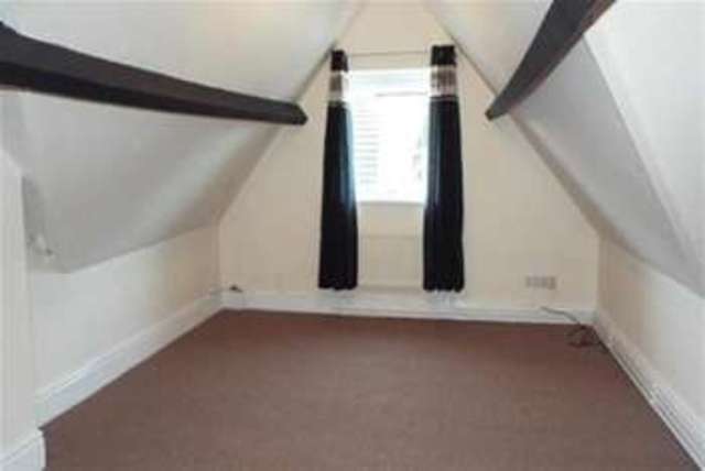  Image of 2 bedroom Flat to rent in Station Road Hednesford Cannock WS12 at Cannock, WS12 4DL