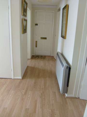  Image of 2 bedroom Flat to rent in Burghfield Road Reading RG30 at Reading Burfield Road Reading, RG30 3NS