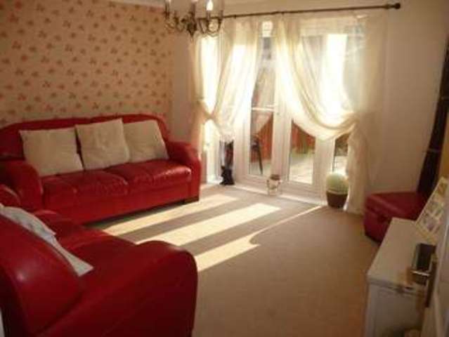  Image of 4 bedroom Semi-Detached house for sale in Calypso Walk Swindon SN25 at Calypso Walk Oakhurst Swindon, SN25 2LX
