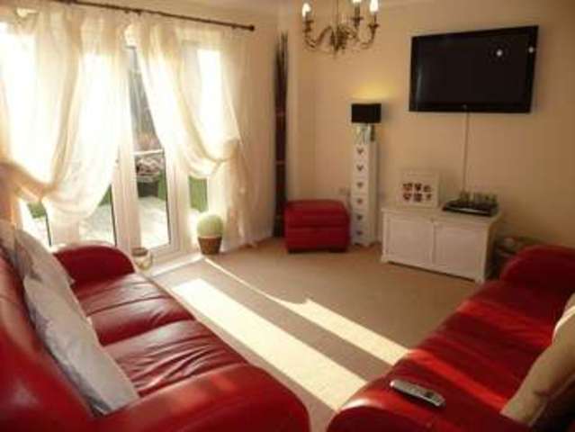  Image of 4 bedroom Semi-Detached house for sale in Calypso Walk Swindon SN25 at Calypso Walk Oakhurst Swindon, SN25 2LX