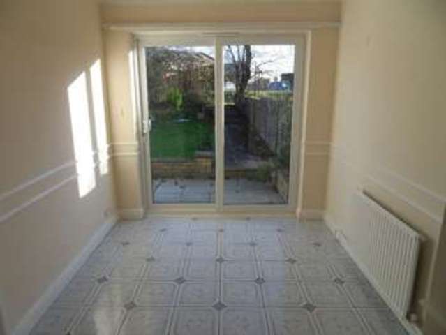 Image of 4 bedroom Detached house to rent in Camrose Avenue Edgware HA8 at Camrose Avenue  Edgware, HA8 6BY