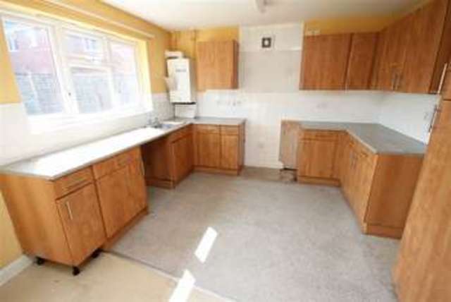  Image of 4 bedroom Detached house for sale in Carnforth Drive Warndon Worcester WR4 at Carnforth Drive  Worcester, WR4 9HG