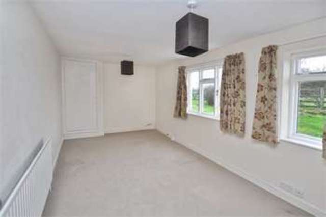  Image of 5 bedroom Farm House for sale in Pitchcott Aylesbury HP22 at Carters Lane  Pitchcott, HP22 4HU