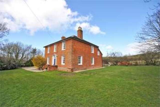  Image of 5 bedroom Farm House for sale in Pitchcott Aylesbury HP22 at Carters Lane  Pitchcott, HP22 4HU