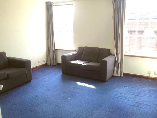  Image of 2 bedroom Flat to rent in Causewayside Edinburgh EH9 at Newington Edinburgh Edinburgh, EH9 1PH
