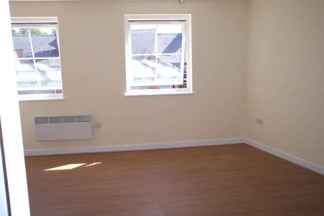  Image of 1 bedroom Apartment to rent in Cavendish Road Leicester LE2 at Cavendish Road Aylestone Leicester, LE2 7PJ