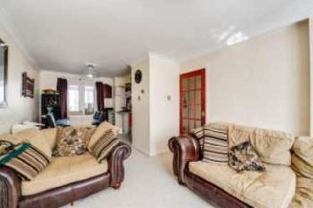  Image of 3 bedroom Terraced house for sale in Ridgeway Walk Chandler