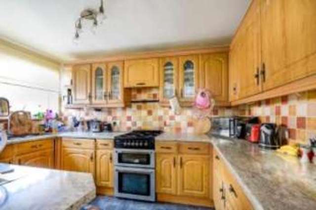  Image of 3 bedroom Terraced house for sale in Ridgeway Walk Chandler