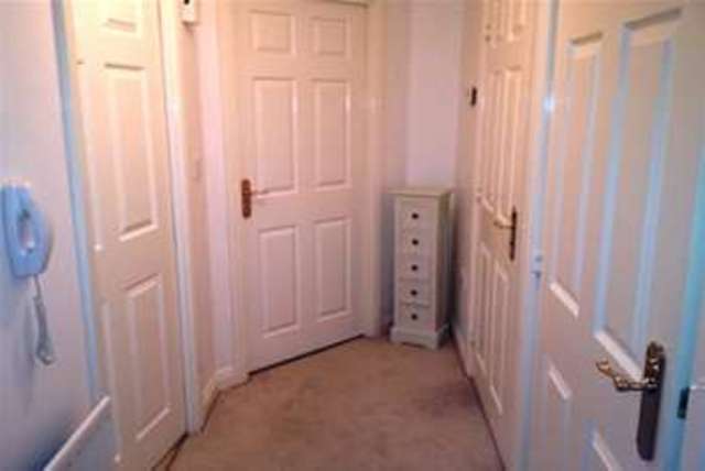  Image of 1 bedroom Flat to rent in Marshall Square Shirley Southampton SO15 at Southampton, SO15 2PA